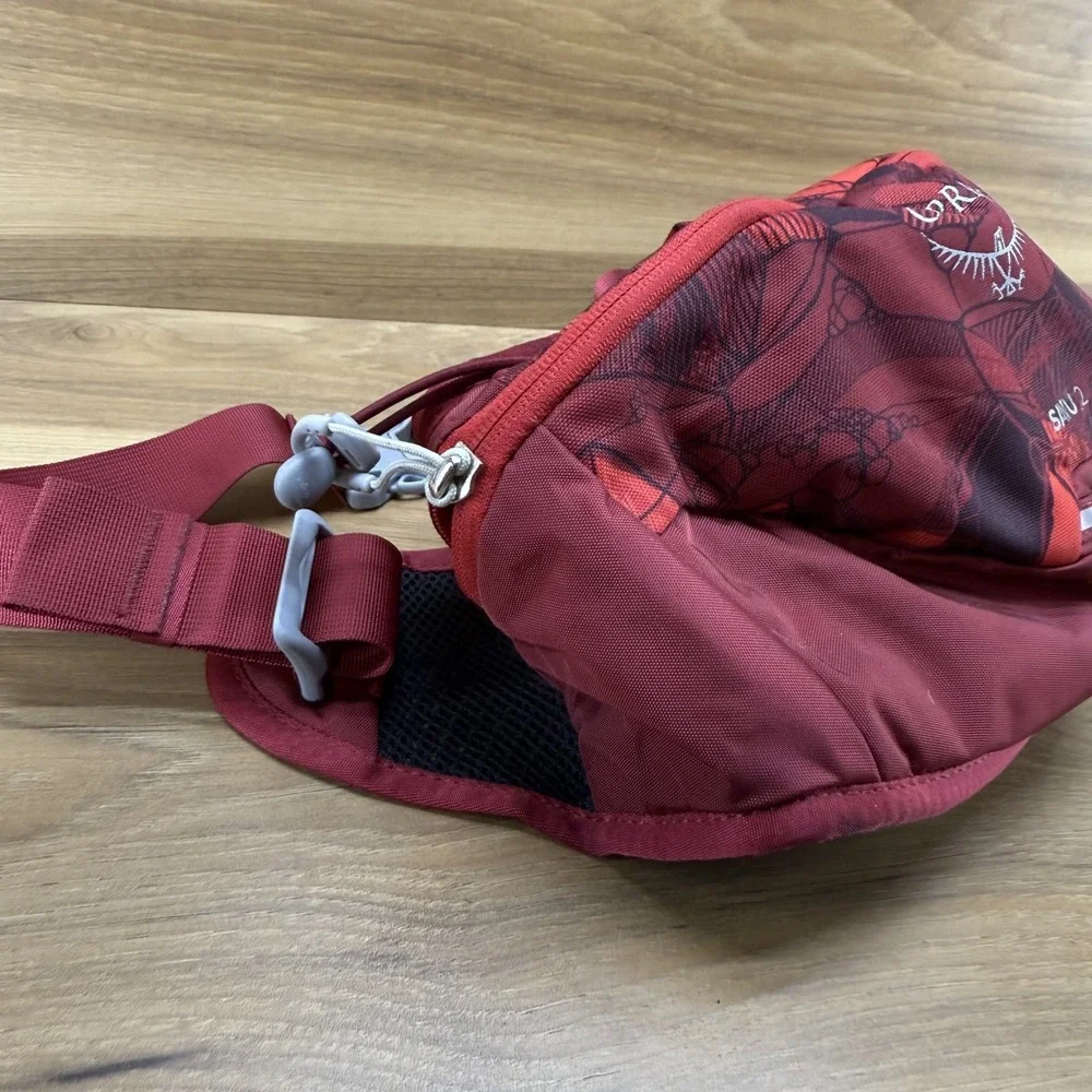 OSPREY Savu 2 Red Lumbar Pack Waist Hip Fanny Bag Hiking Outdoor Bag